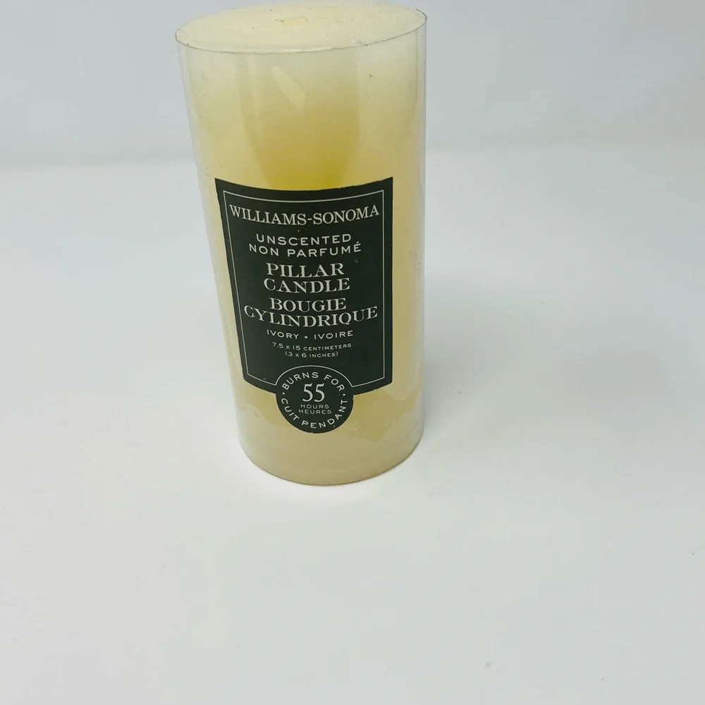 NWT Williams Sonoma Pillar Candle